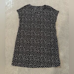 SHEIN Black and White Daisies Short Sleeve dress